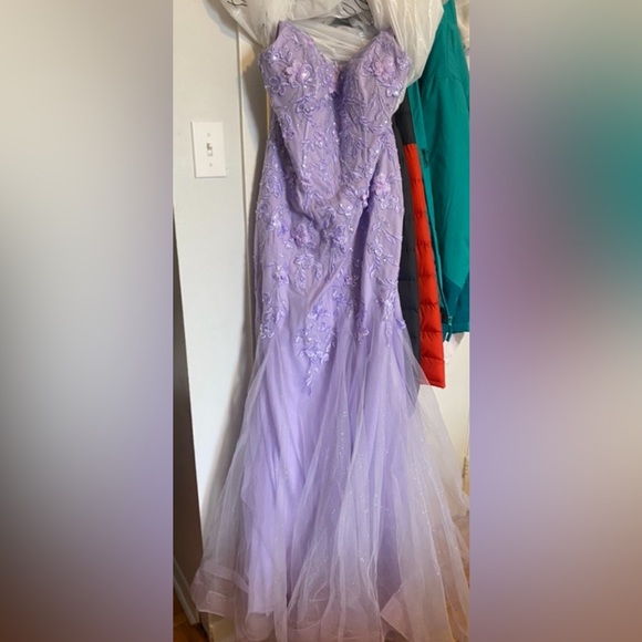 Jules and Co prom dress. Bought for $550 - Picture 2 of 2